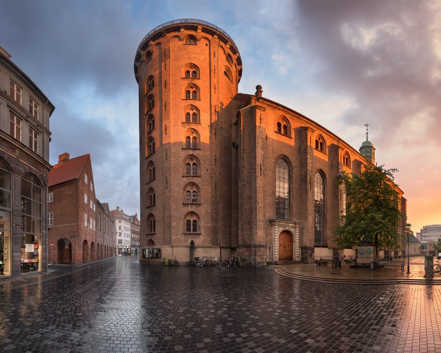 Place Round Tower