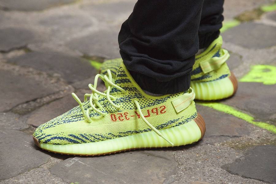 Moda Adidas Yeezy Boost 350 v2 Semi Frozen Yellow