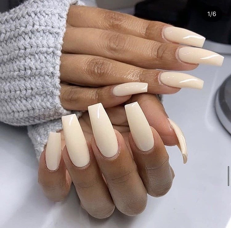 Moda Nude Nails