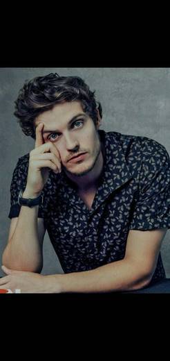 Daniel Sharman