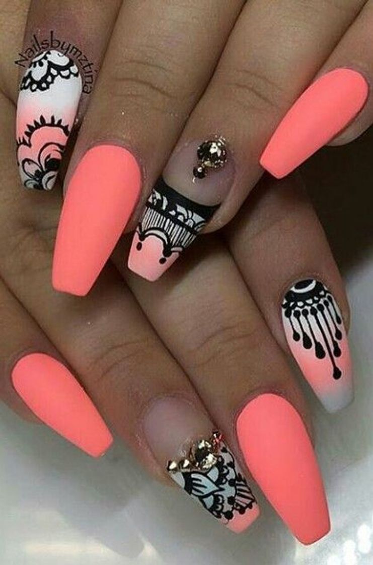 Fashion Unhas em gel diferentes