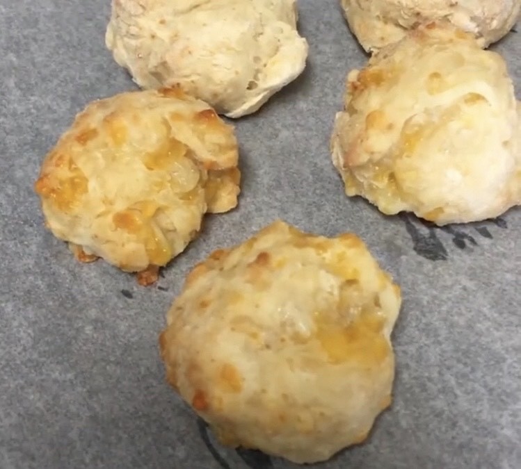 Social Pão de Queijo (fácil)