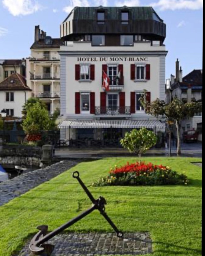 Place Quai du Mont-Blanc