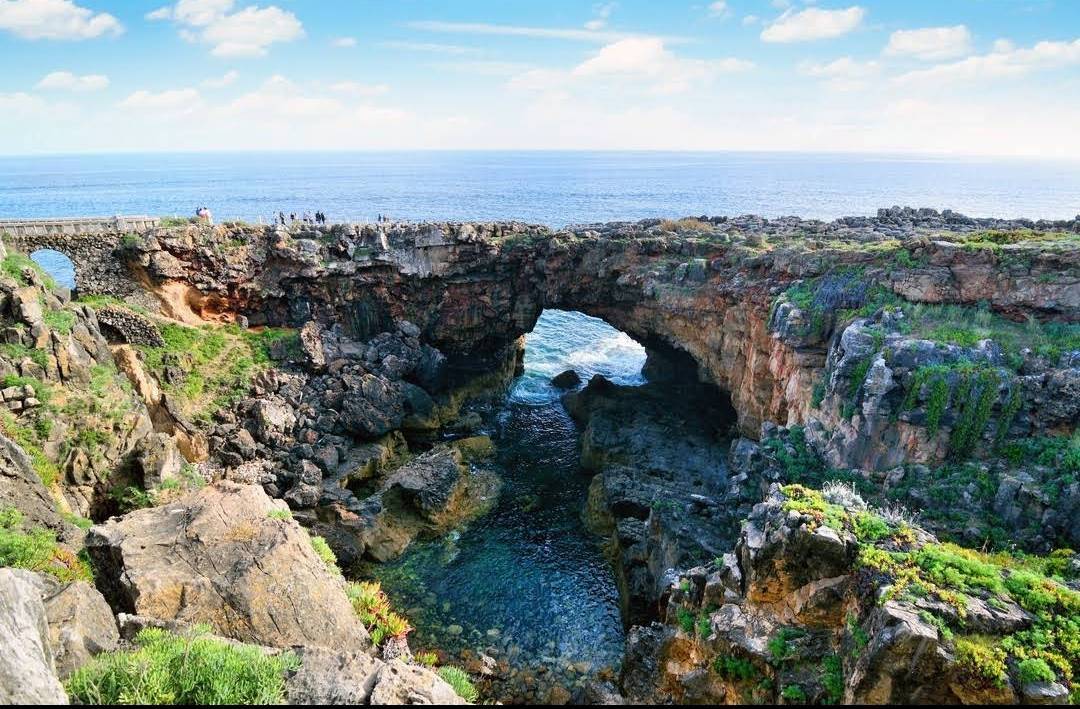 Place Miradouro da Boca do Inferno