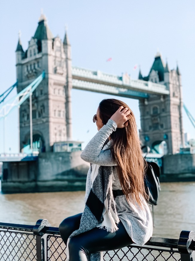 Place Tower Bridge