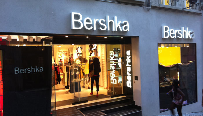 Lugar Bershka