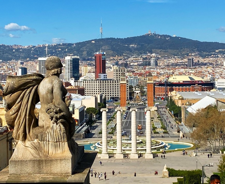 Lugar Museo Nacional de Arte de Cataluña