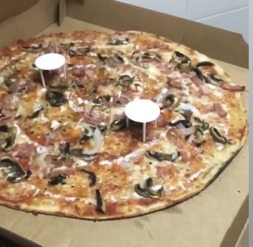 Pizza 44