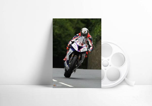 Pure, unfiltered speed. 018 Senior TT Race, Peter Hickman.