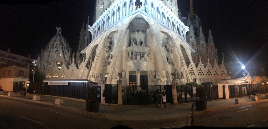 Place Sagrada Familia