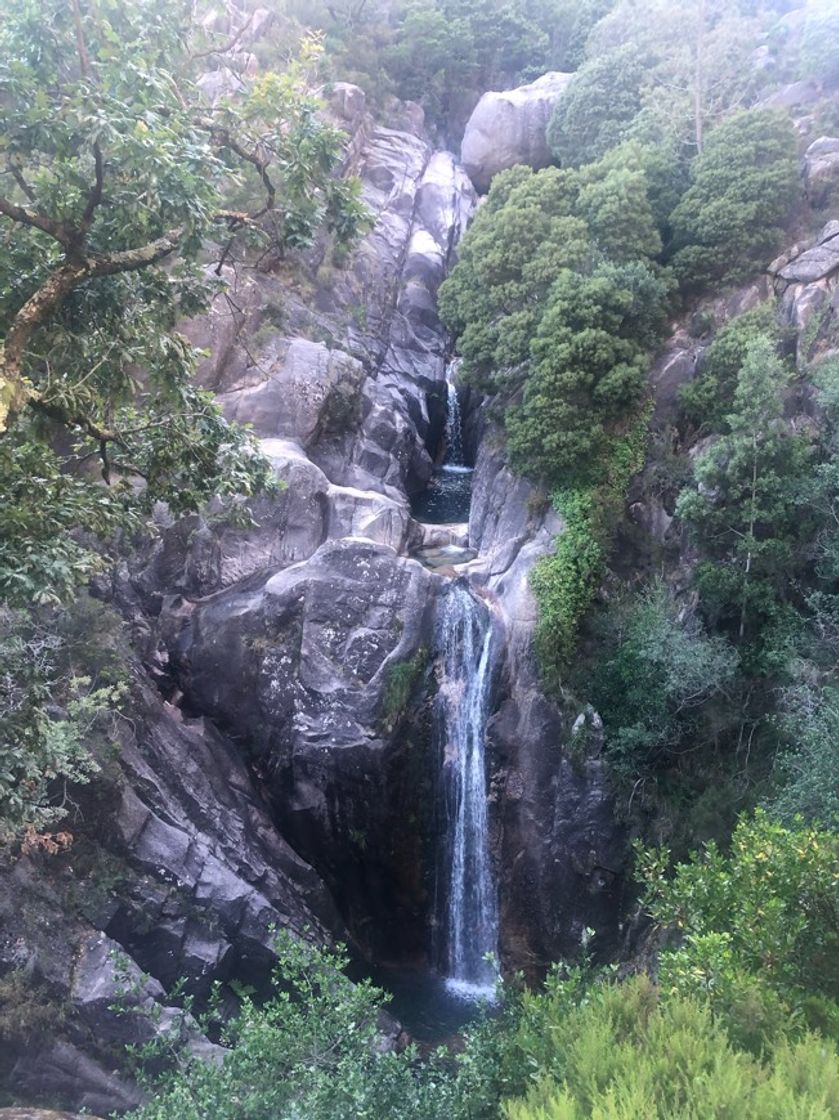 Lugar Cascata do Arado