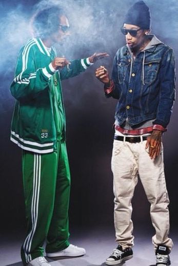 Wiz Khalifa & Snoop Dogg - So Gangsta