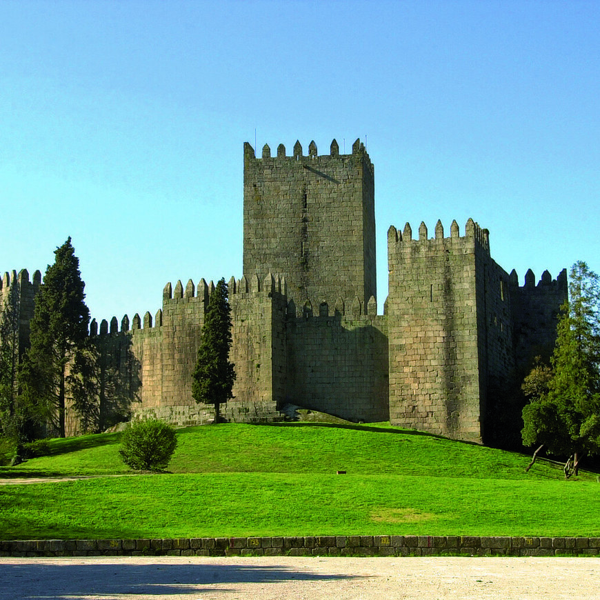 Place Guimarães Castle