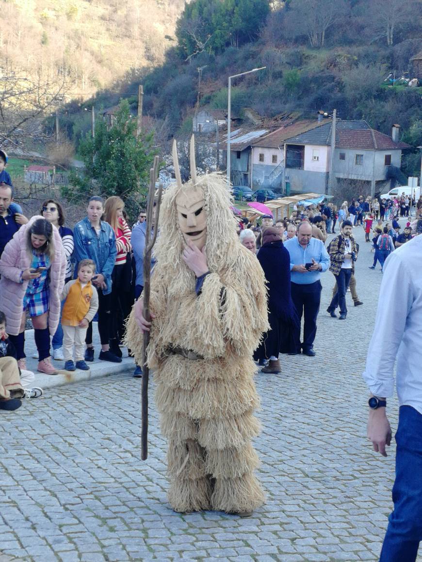 Lugar Carnaval de Lazarim