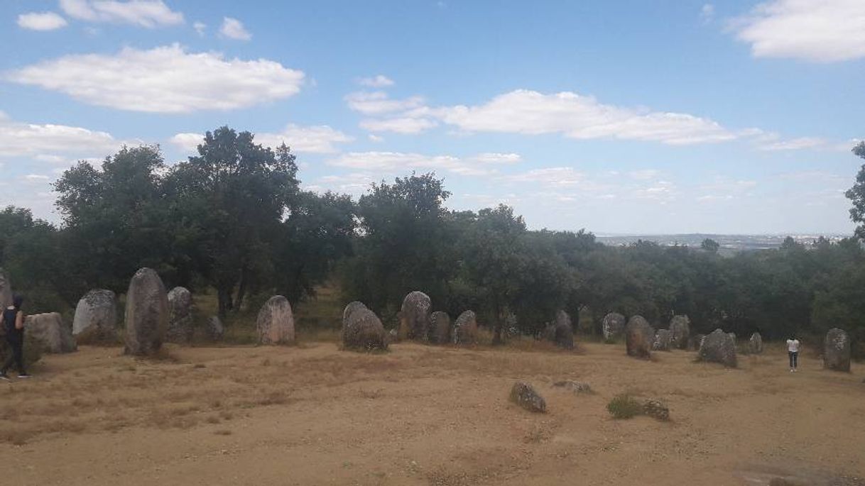 Lugar Crómlech de los Almendros