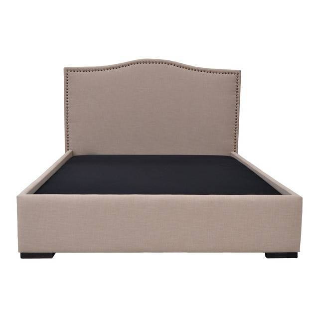 Cama