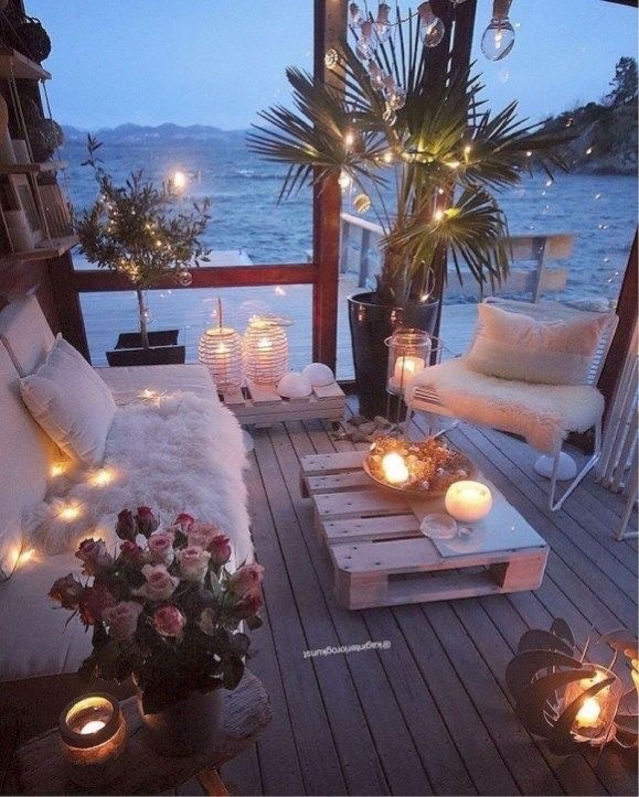 Social Balcony