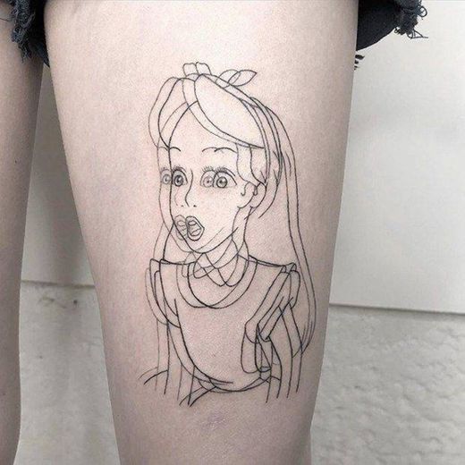 Tatuagem Alice psicodélica 