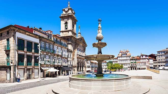 Place Largo do Toural