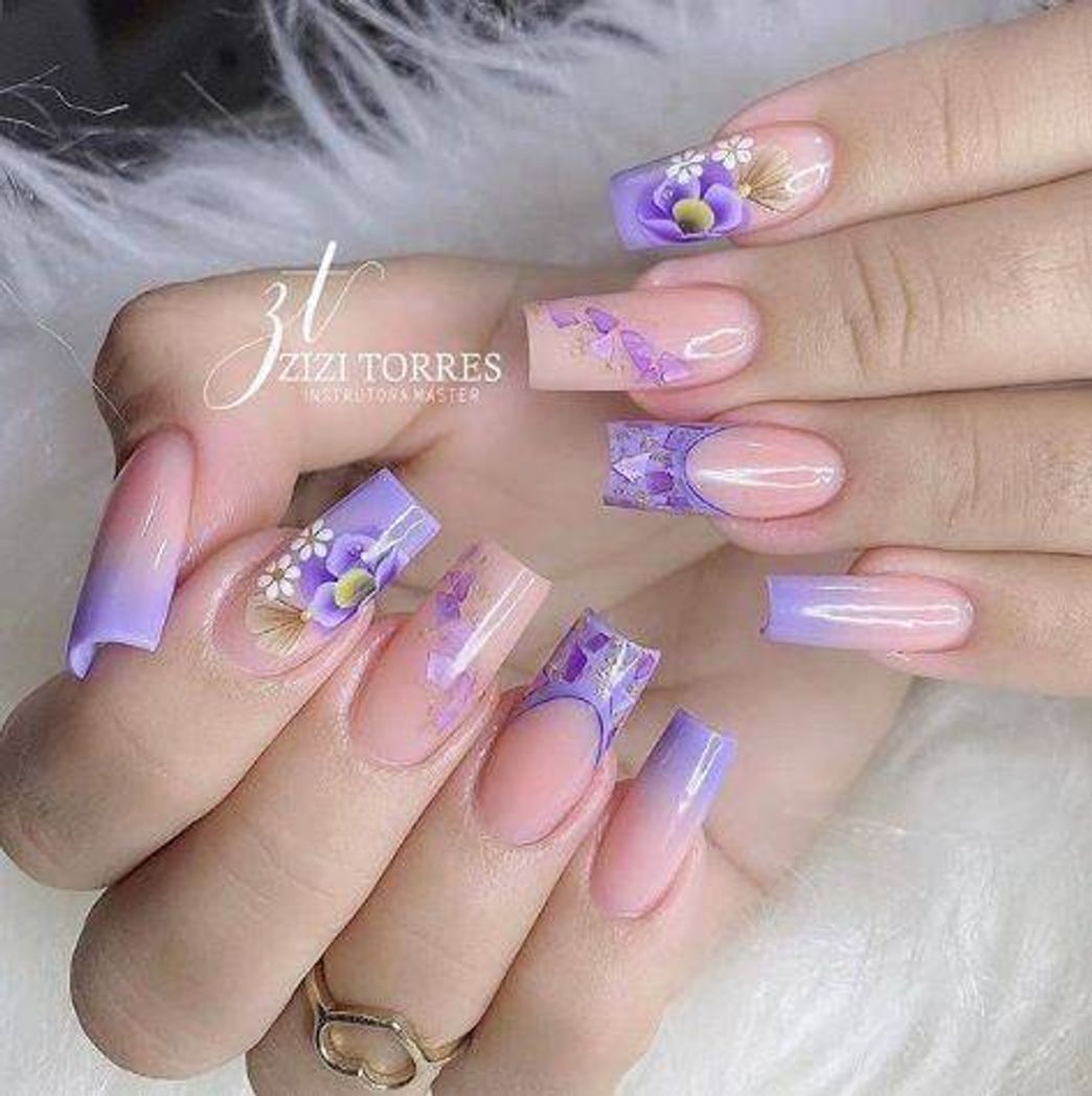 Fashion Unhas em Gel decoradas.