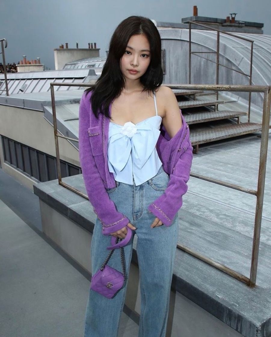 Fashion Jennie Kim wearing Chanel