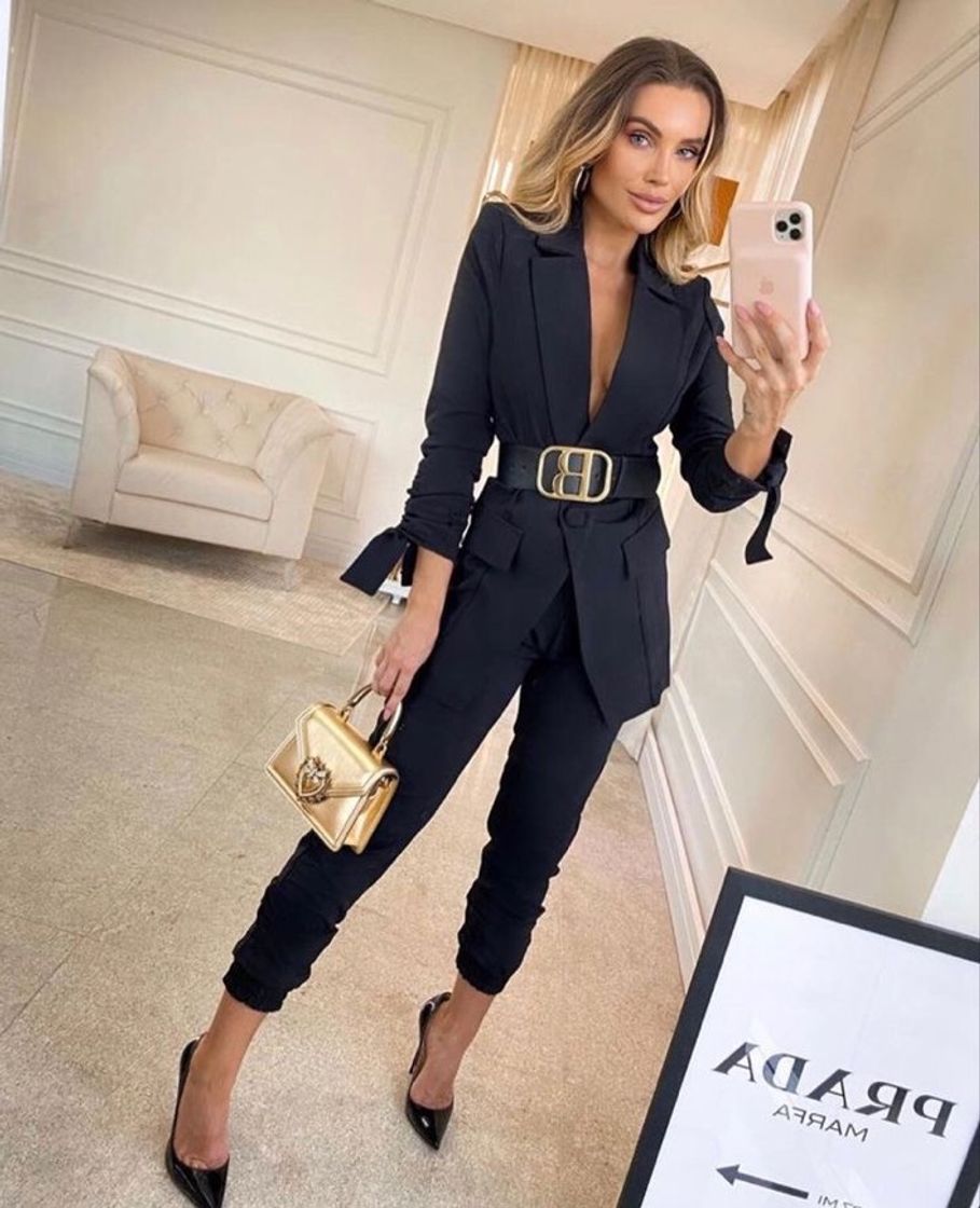 Social Look All Black