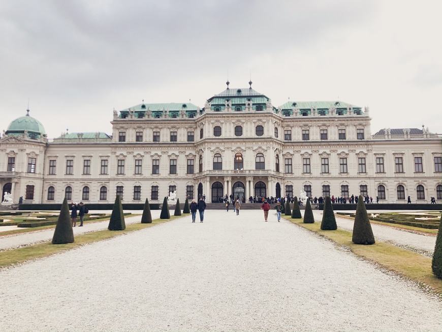 Place Belvedere Palace