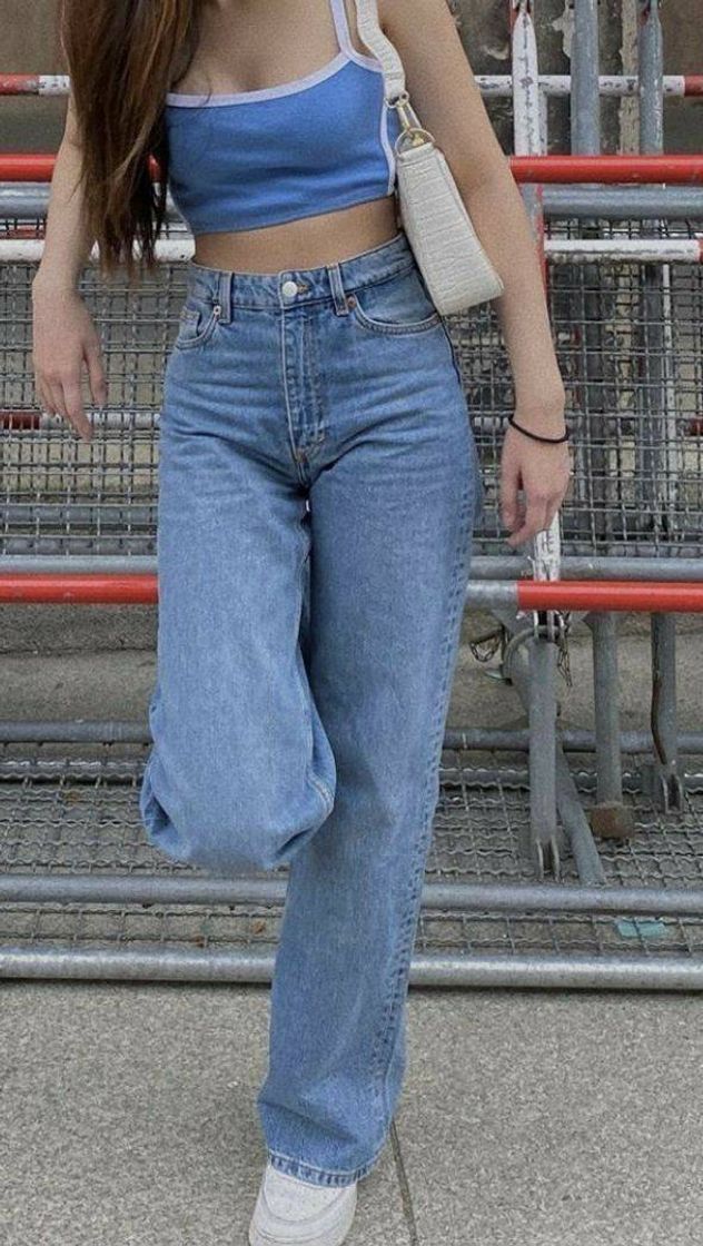 Fashion baggy jeans + baby blue cropped