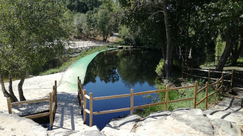 Lugar Praia Fluvial de rapoula do Côa