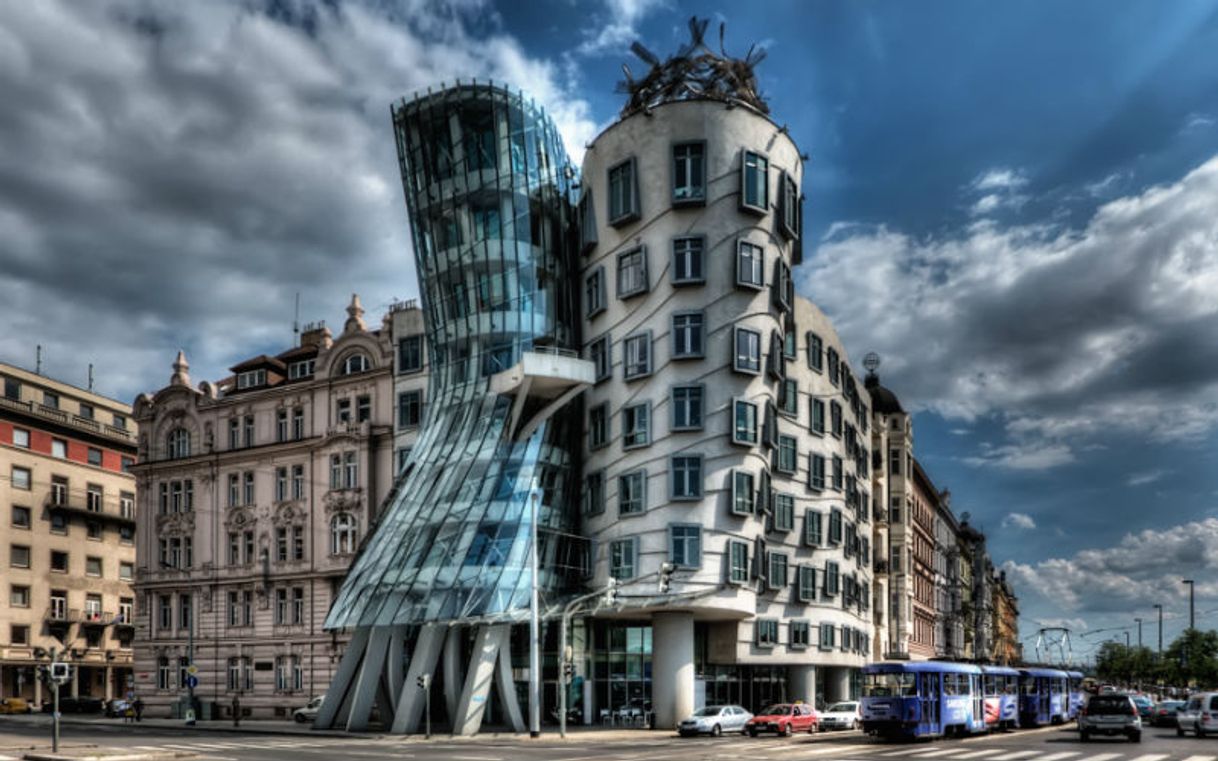 Place Dancing House