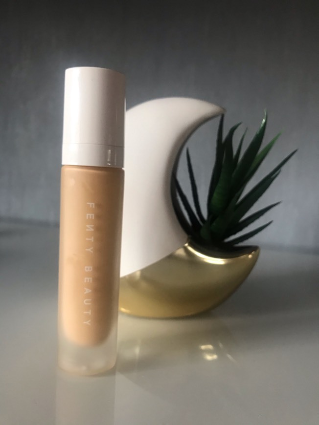 Producto Base Fenty Beauty