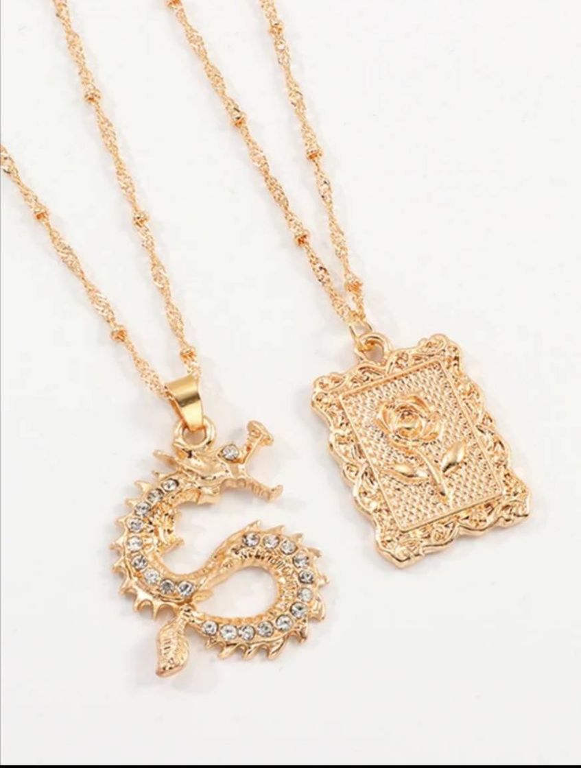 Social Colar de dragão e medalha