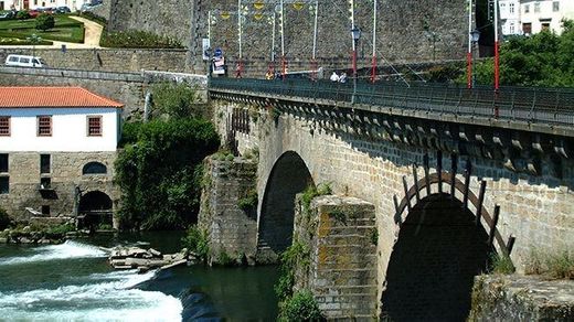 Ponte medieval de Barcelos 