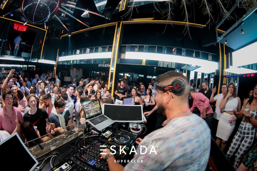 Place Eskada Superclub