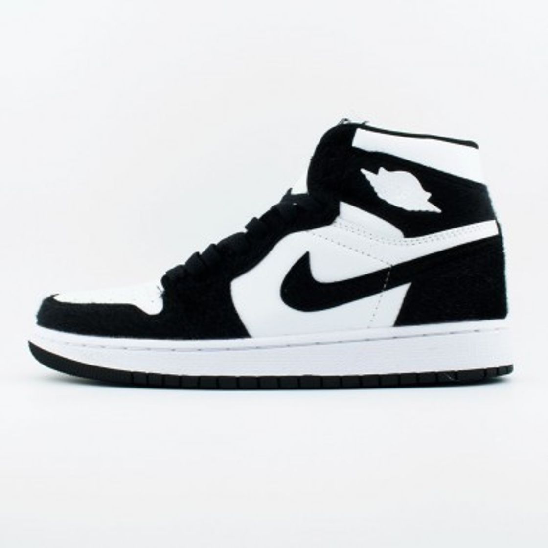 Social Nike Air Jordan 1 Mid