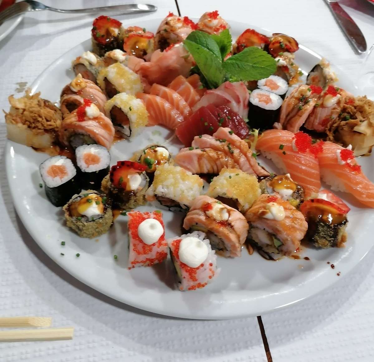 Restaurantes Pizzaria Sushi TRIESTE