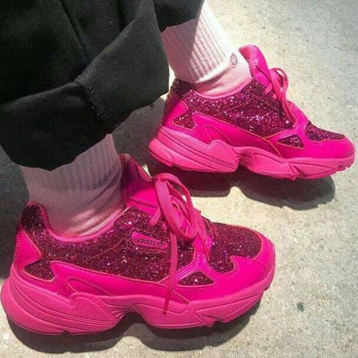 Tênis pink adidas burguesas♡♤ 