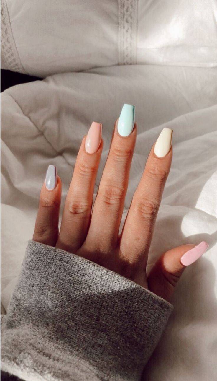 Social Unhas coloridas pastel