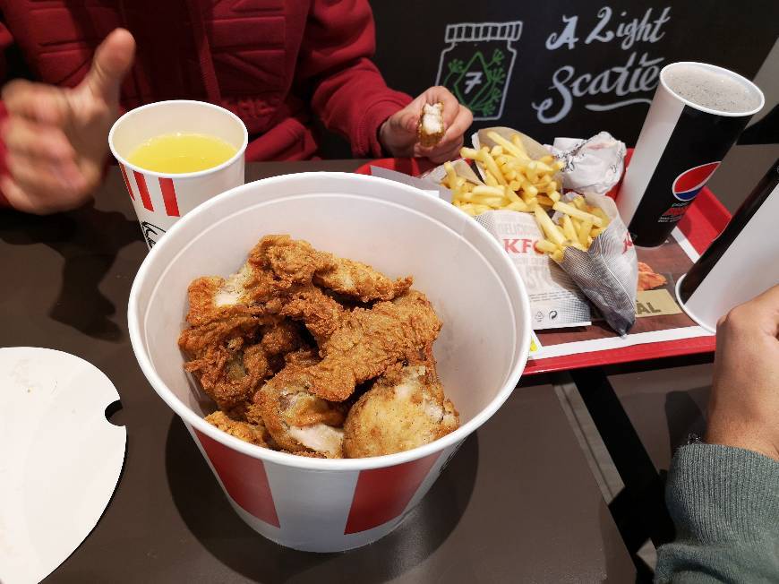 Restaurants KFC Roma - C.C. Happio