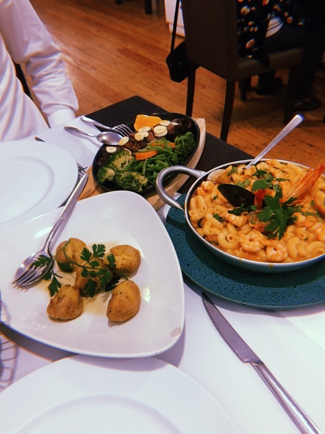 Restaurantes COM REQUINTE - Vila Nova de Famalicão