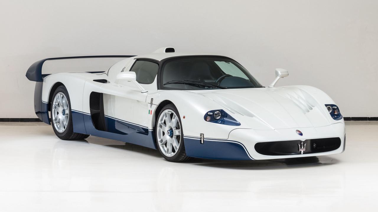 Moda Maserati MC12