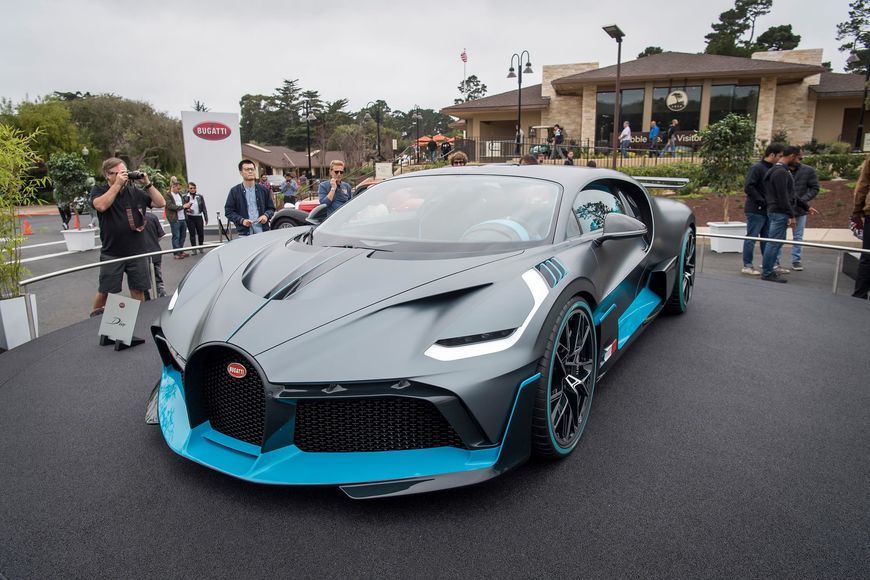 Moda Bugatti Divo