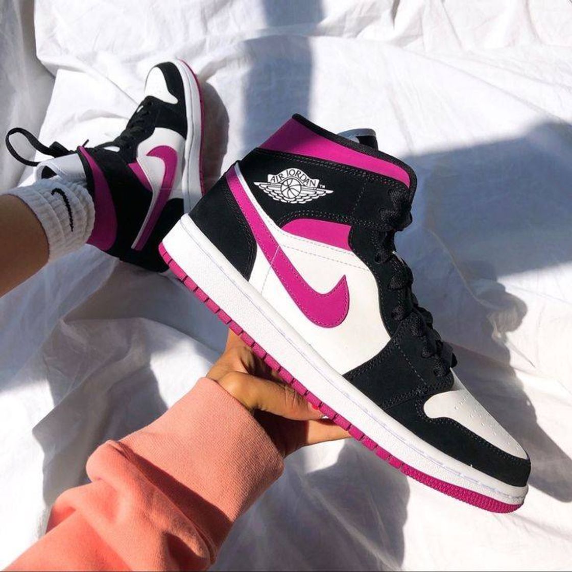 Moda Air Jordan 1 Mid Black