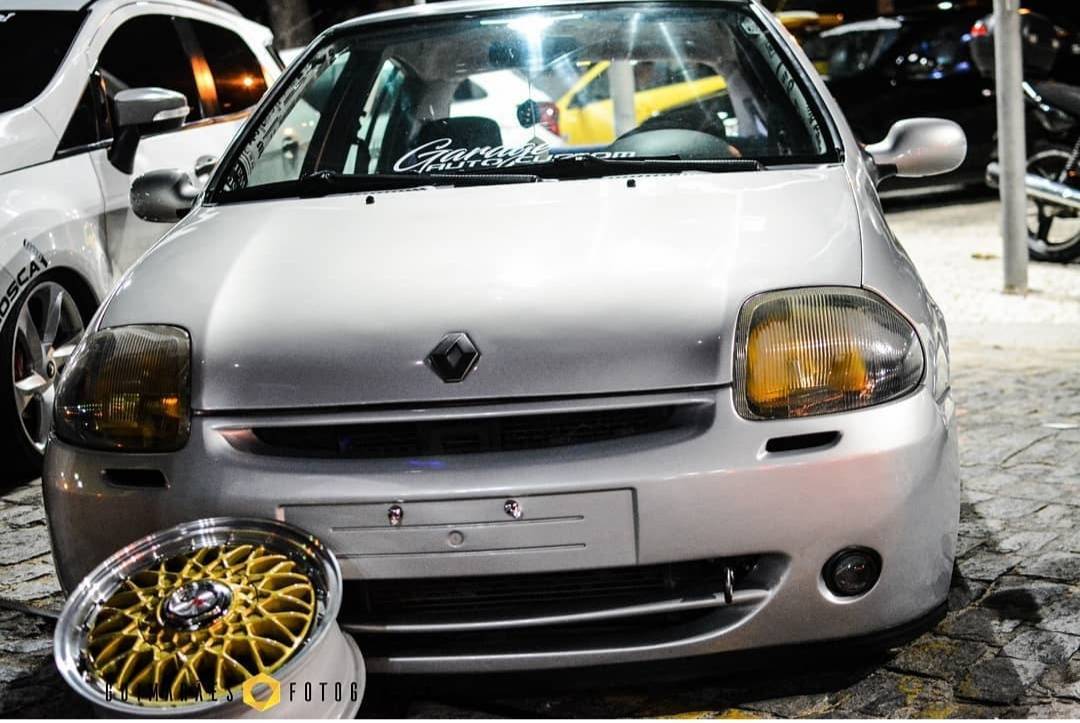 Fashion Renault clio 