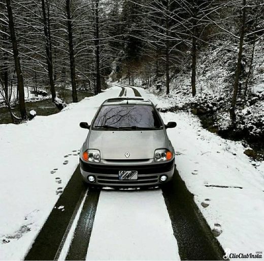 Renault clio ☃️