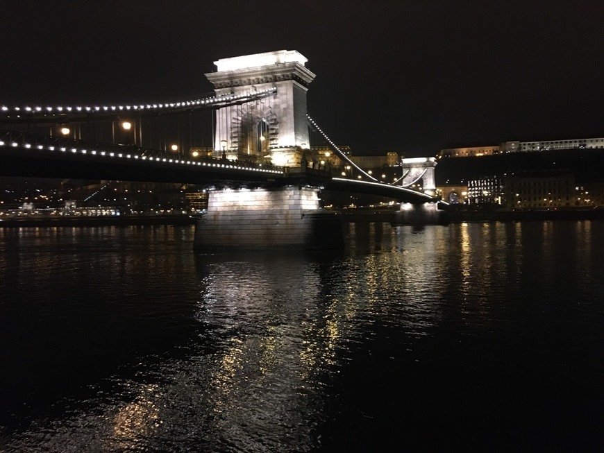 Lugar Puente de las Cadenas