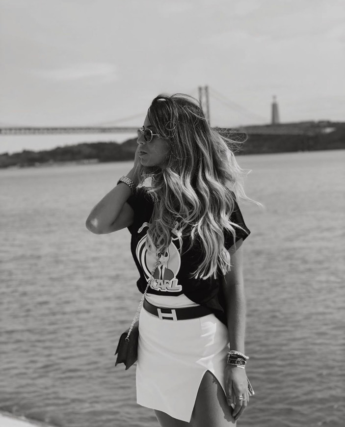 Skirt: Carla Silva Estilista 
