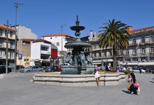 Praça dos Leões