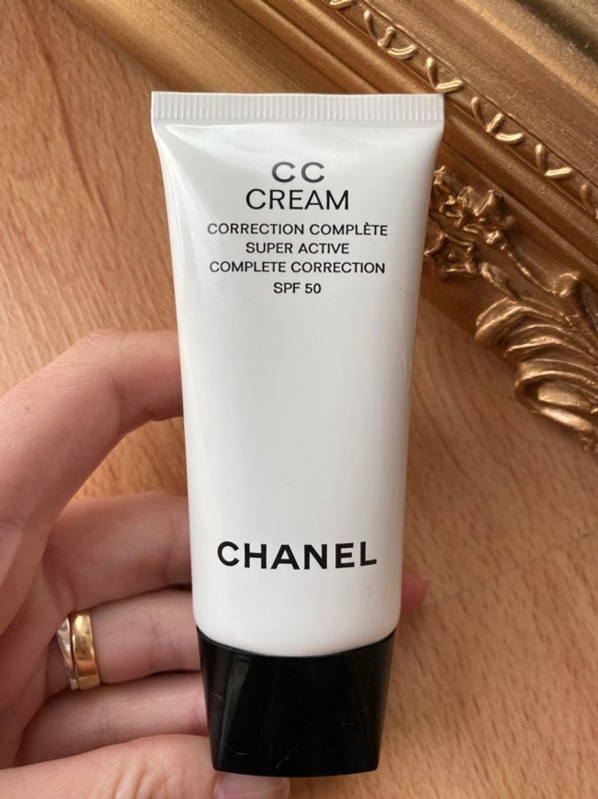 Belleza Chanel - CC Cream SPF50