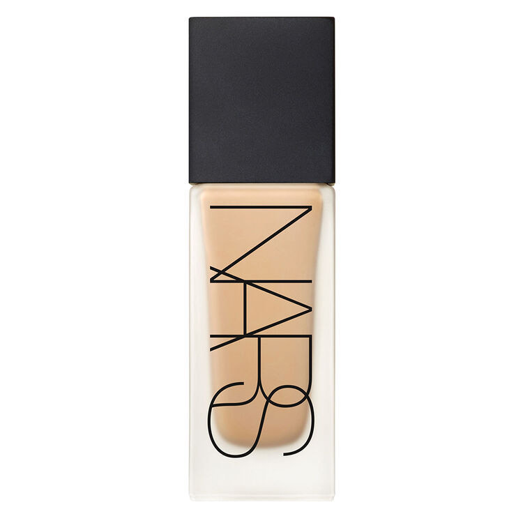 Social Nars All day luminous 